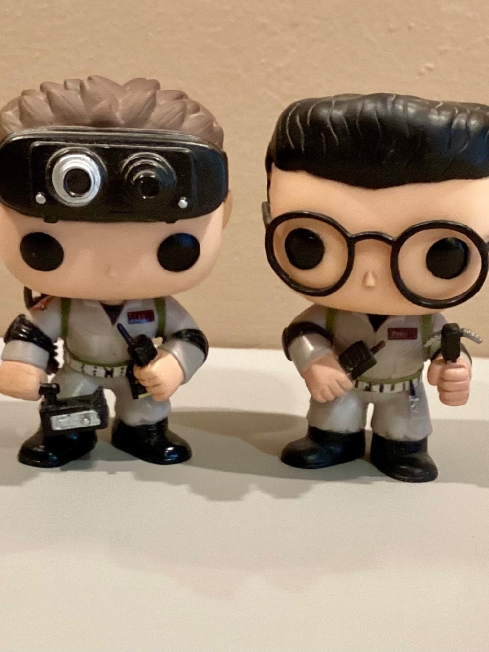 Lot of 2 FUNKO Pop Movies Ghostbusters Raymond Stantz #105 & Egon Spengler #106